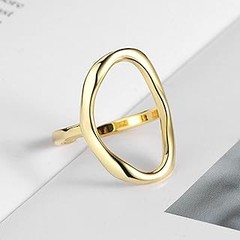 Comparativa de anillos minimalistas de plata y oro: ¿cuál es el mejor?
