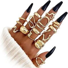 Comparativa: Anillos Minimalistas y Anillos de Moda Tradicionales