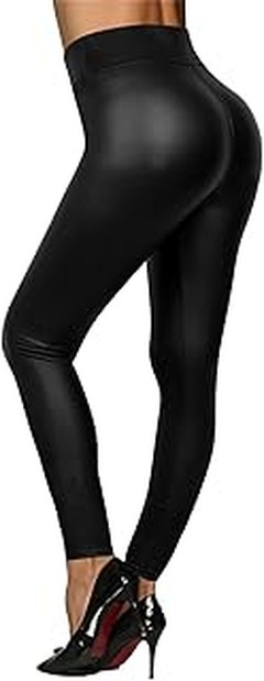 Guía para combinar pantalones de piel en diferentes ocasiones