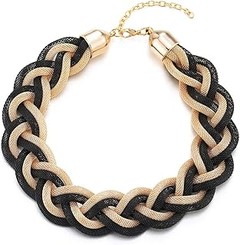 Guía para elegir el collar statement perfecto para una fiesta
