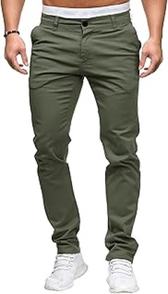 ¿Cuál elegir para la oficina: pantalones chinos o de vestir?