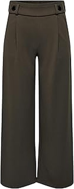 Evita estos errores al combinar pantalones marrones de mujer