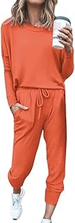 Evita estos errores al usar sudaderas casual para mujer