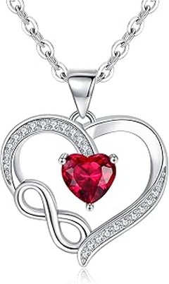 Descubre las tendencias actuales en collares de plata para mujer