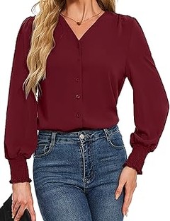 Materiales recomendados para camisas lisas de colores en la oficina
