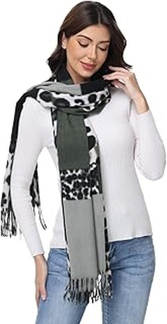 Los mejores pañuelos y foulards de invierno para mantenerte abrigada