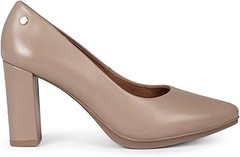 Los mejores zapatos de tacón ancho para mujeres con problemas de estabilidad